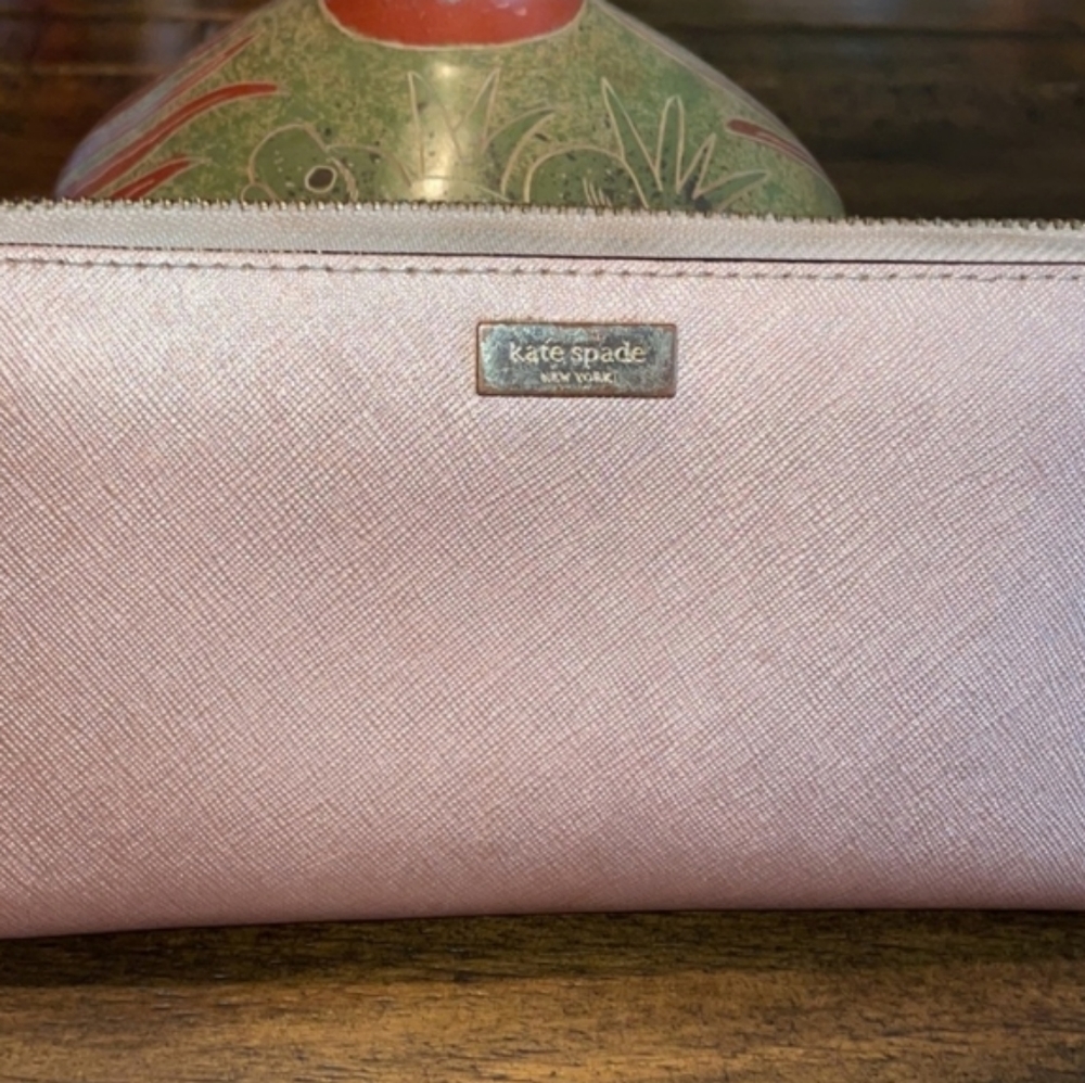 Kate spade long zip wallet Very Euc